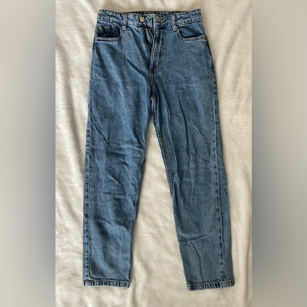 Zara womens size 4 Straight Relaxed Mom Denim Jeans High Waisted